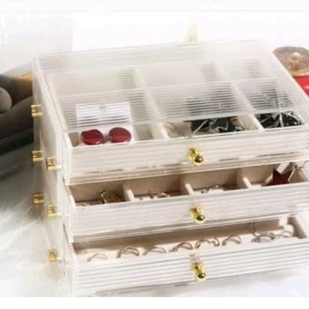 NIB Acrylic Jewelry /Organizer with Wood And Gold Accents